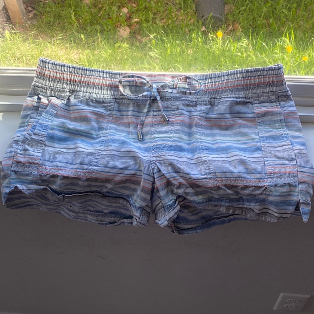 Aventura Organic shorts size medium